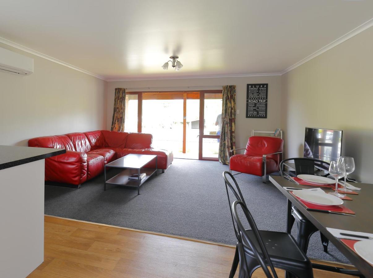 Mokonui Cottage - Te Anau Holiday Home Eksteriør bilde