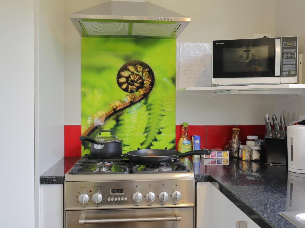 Mokonui Cottage - Te Anau Holiday Home Eksteriør bilde